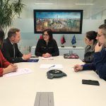 El alcalde de Torre Pacheco, Antonio León recibe en el Ayuntamiento a la vicepresidenta de la Región de Murcia, Isabel Franco.