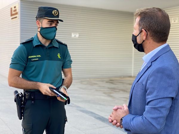 El Alcalde recibe al nuevo Comandante de Puesto de la Guardia Civil de Torre Pacheco