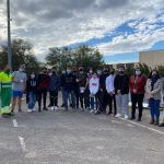 ALUMNOS DEL IES SABINA MORA VISITAN EL ECOPARQUE DE ROLDÁN.