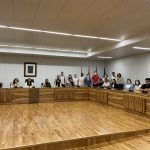 Alumnos del Gerardo Molina visitan el Ayuntamiento para conocer su funcionamiento.