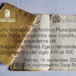 Acto de donación al Archivo Municipal de dos libros manuscritos que constituyen el expediente de hidalguía de Mateo de Egea Hernández.