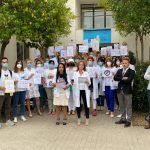 Profesionales de la Atención Primaria de Torre Pacheco se manifiestan en contra de la violencia en los Centros Sanitarios.