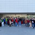 Jóvenes de la Parroquia visitan el Centro de Día de Torre Pacheco.