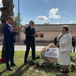 Balsicas dedica un jardín a sus “Maestros” Baltasar Sánchez y Mª del Carmen Martínez.